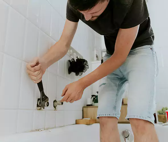 Affordable Bathtub Faucet Replacement in Highland Village: Choose Experienced Local Technicians